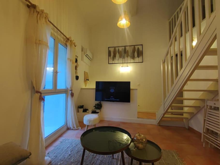 Appartement Cosy 2/4 Personnes La Roquebrussanne Eksteriør bilde